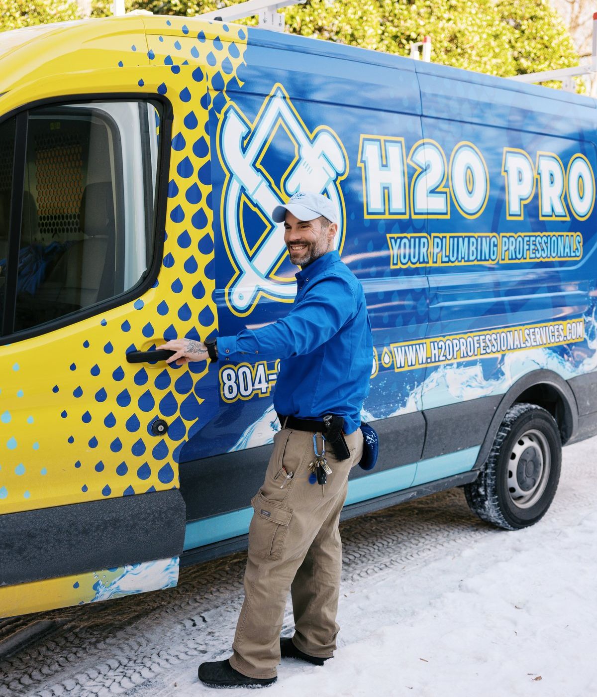 H2o Pro Van Branding Image | GPS Coordinates: 37.864374, 77.911282